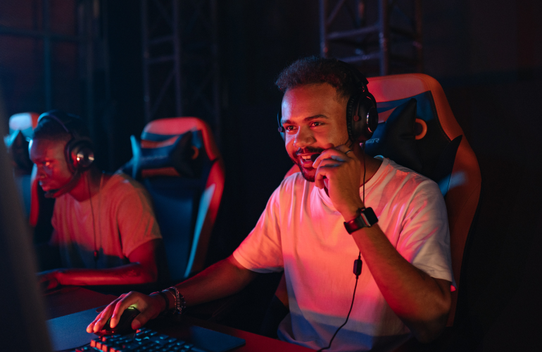 It uses a dictionary of combined handful of model sentence.